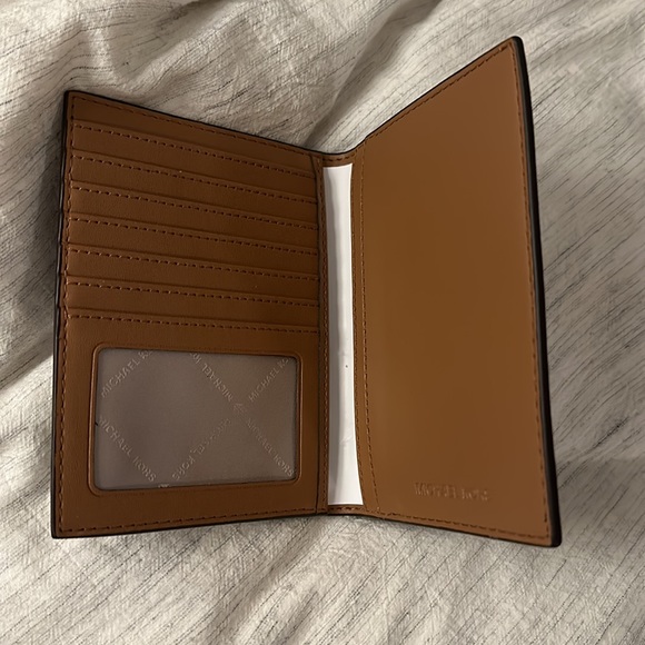 Michael Kors Bags New Michael Kors Jet Set Passport Wallet Poshmark